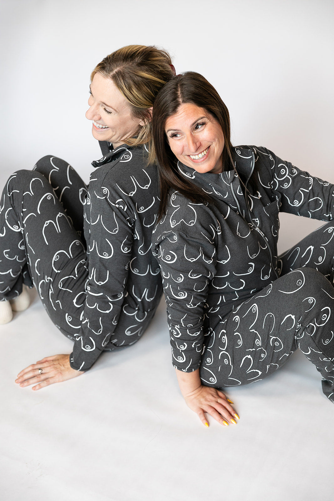 Comfyalls - Boobies
